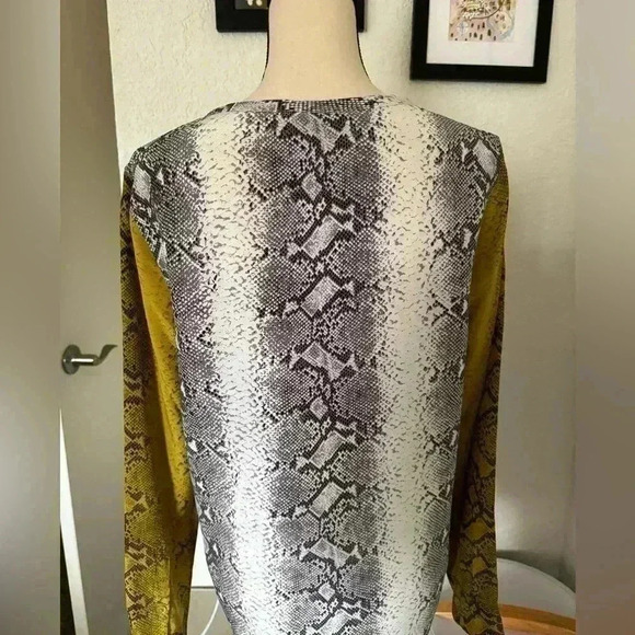 EQUIPMENT Femme Snakeskin Print Silk Top - Picture 2 of 7